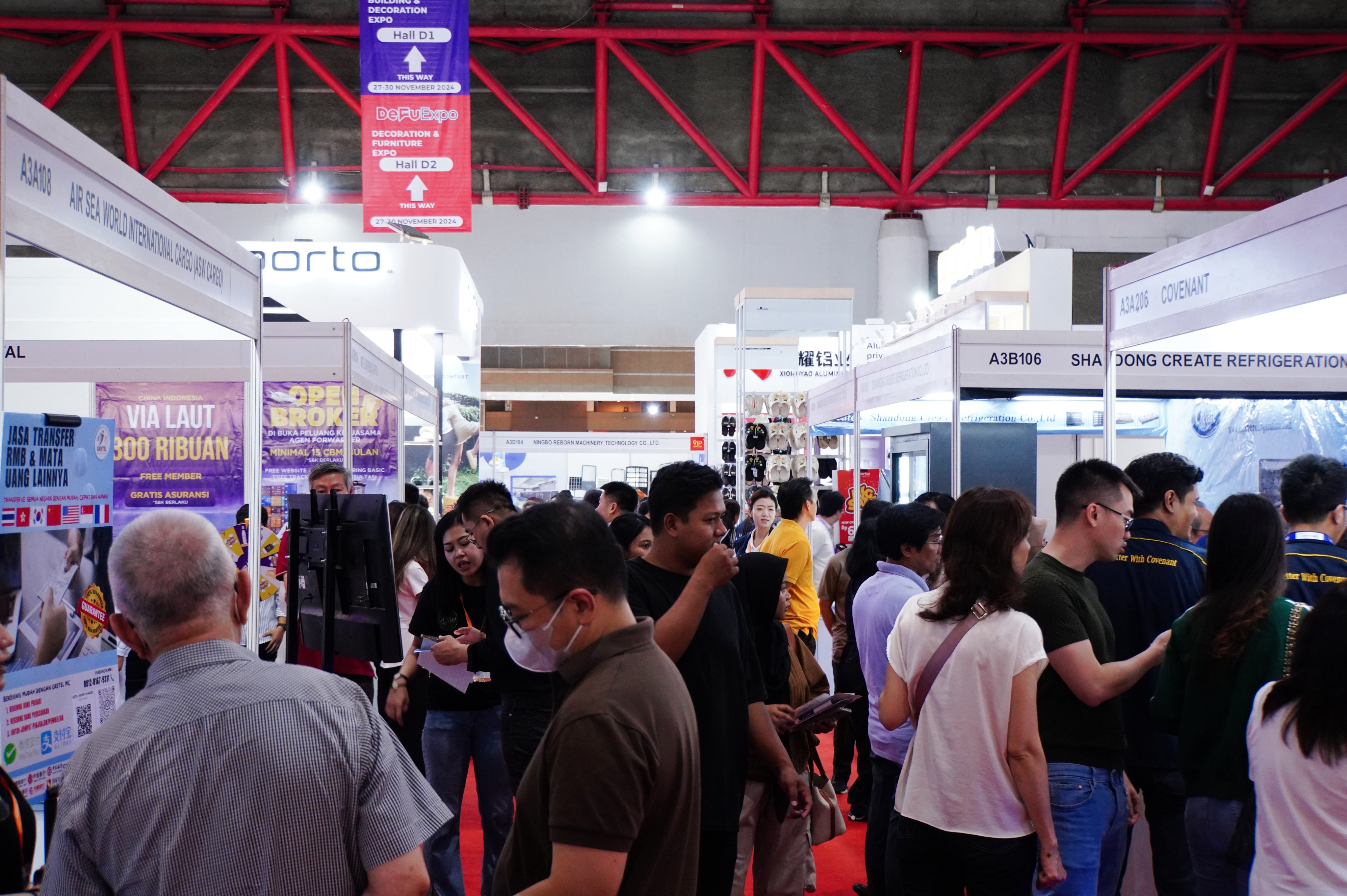THE 10TH INDONESIA  HOMELIFE  EXPO
